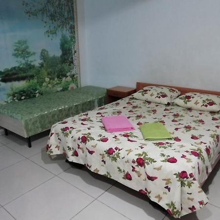 Квартира Посуточно Каменское Apartamento Exterior foto