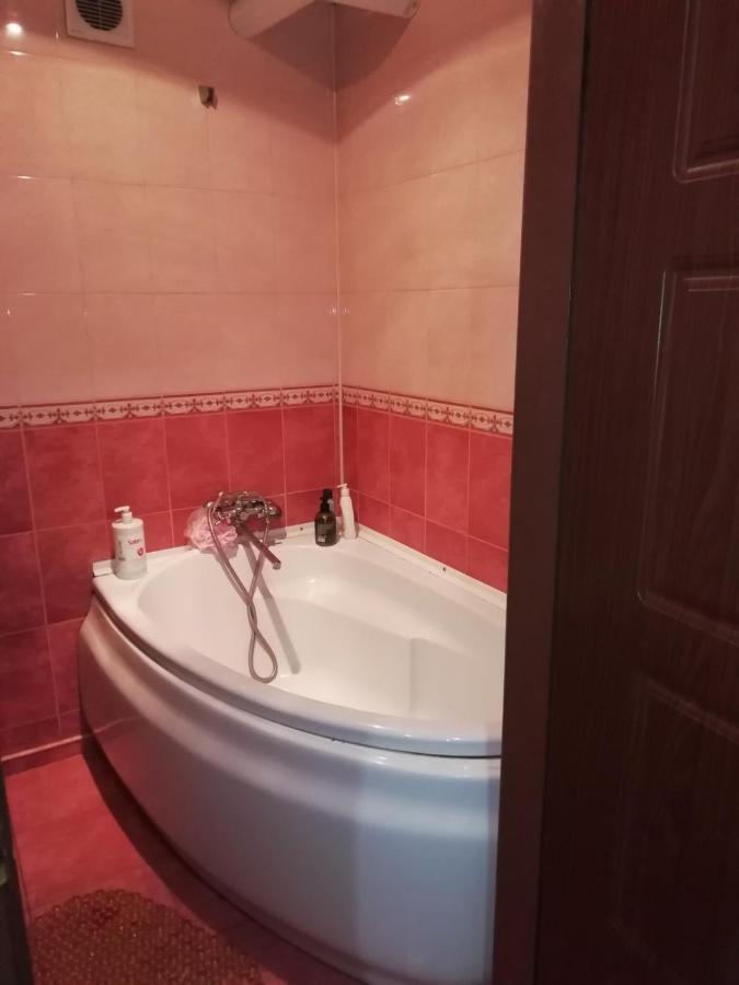 Квартира Посуточно Каменское Apartamento Exterior foto